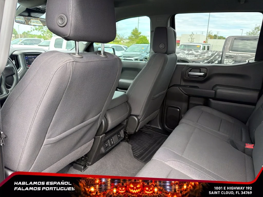 Used 2024 Summit White Chevrolet Custom image 23