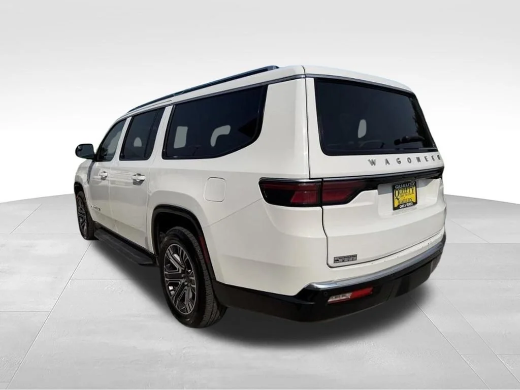 Used 2024 White Jeep Series II image 3