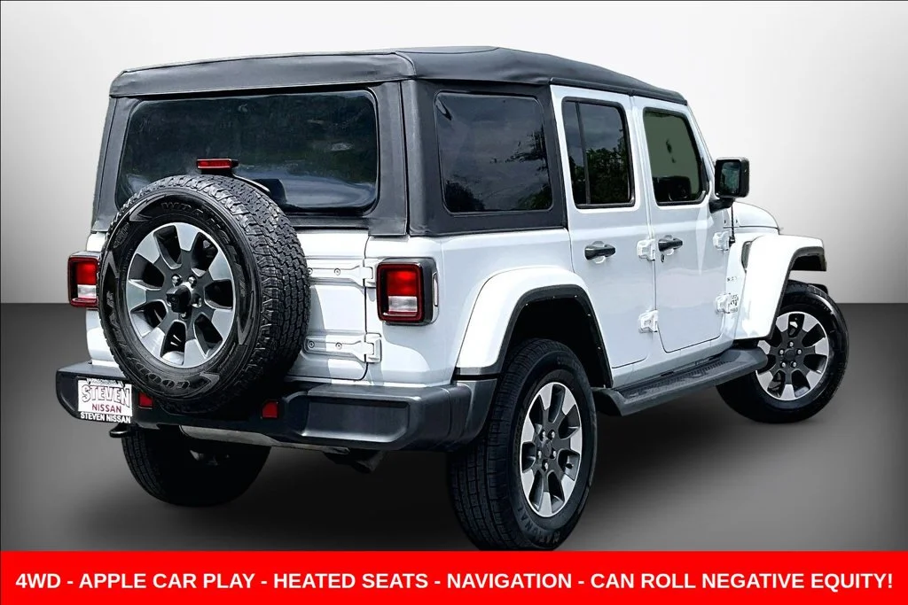 Used 2022 White Jeep Unlimited Sahara image 6