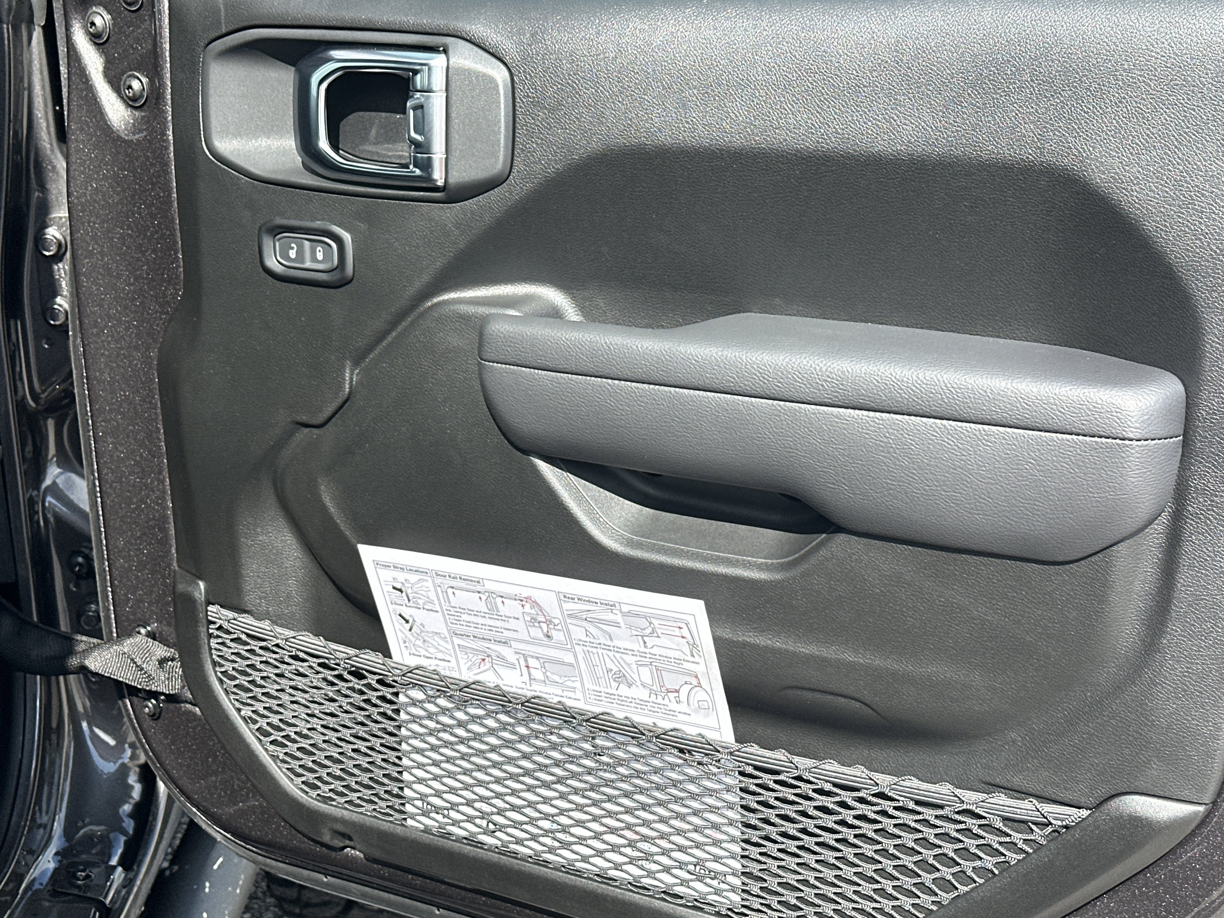 2025 Jeep Wrangler 4-Door Sport - Photo 15