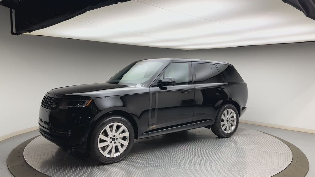 New 2026 Santorini Black Land Rover SE image 6