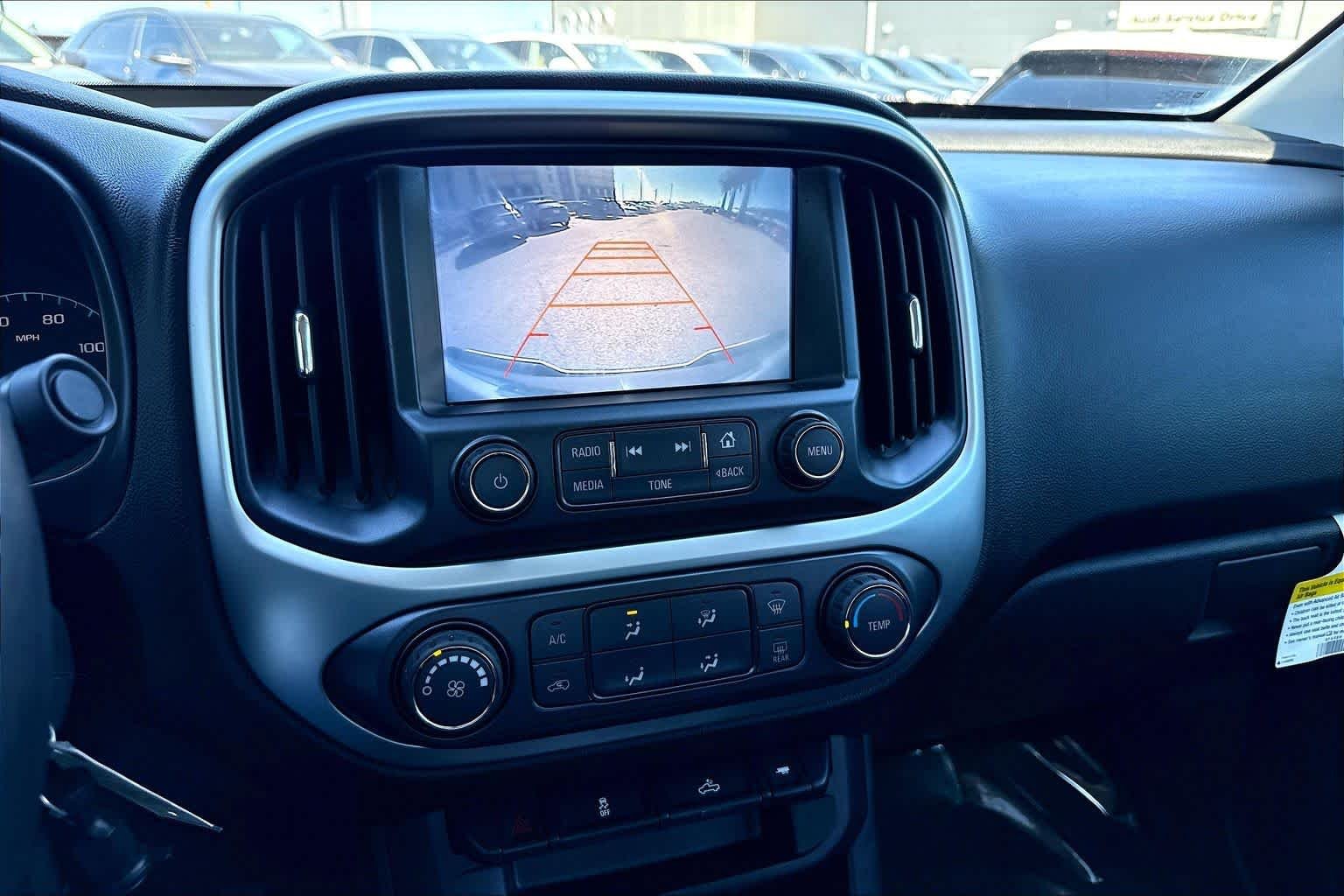 Used 2016 Summit White Chevrolet 2WD LT image 27