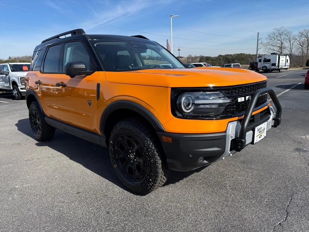 New 2026 Orange Fury Metallic Tri-Coat Ford Badlands® image 2