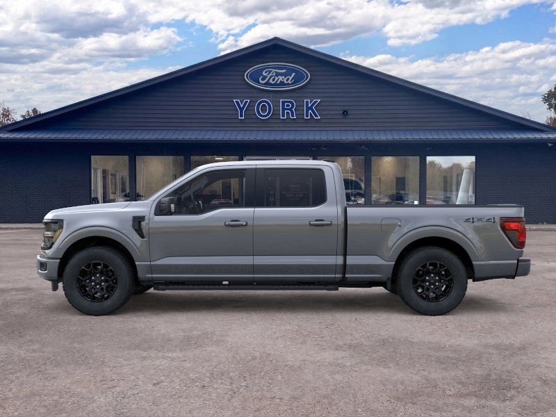 New 2026 Carbonized Gray Metallic Ford XLT image 3