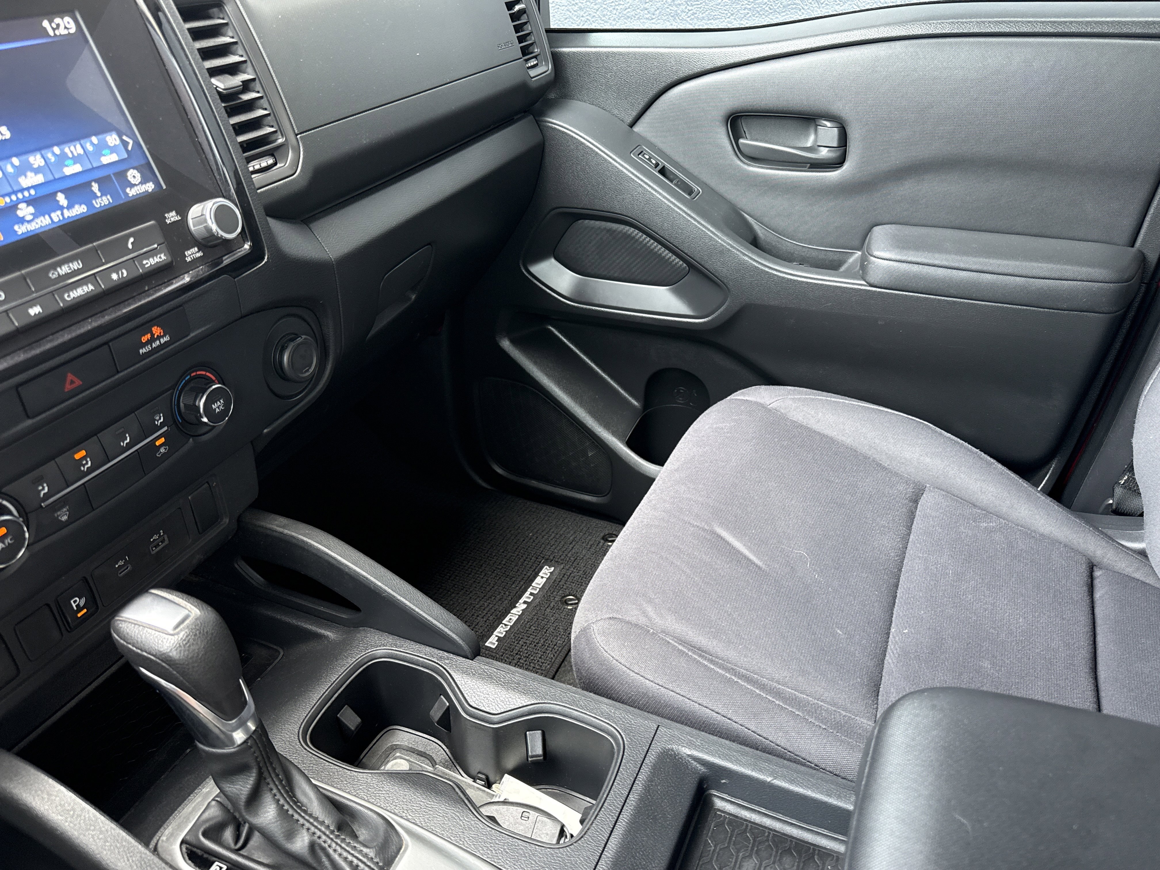 Used 2022 Red Alert Nissan S 4WD image 18