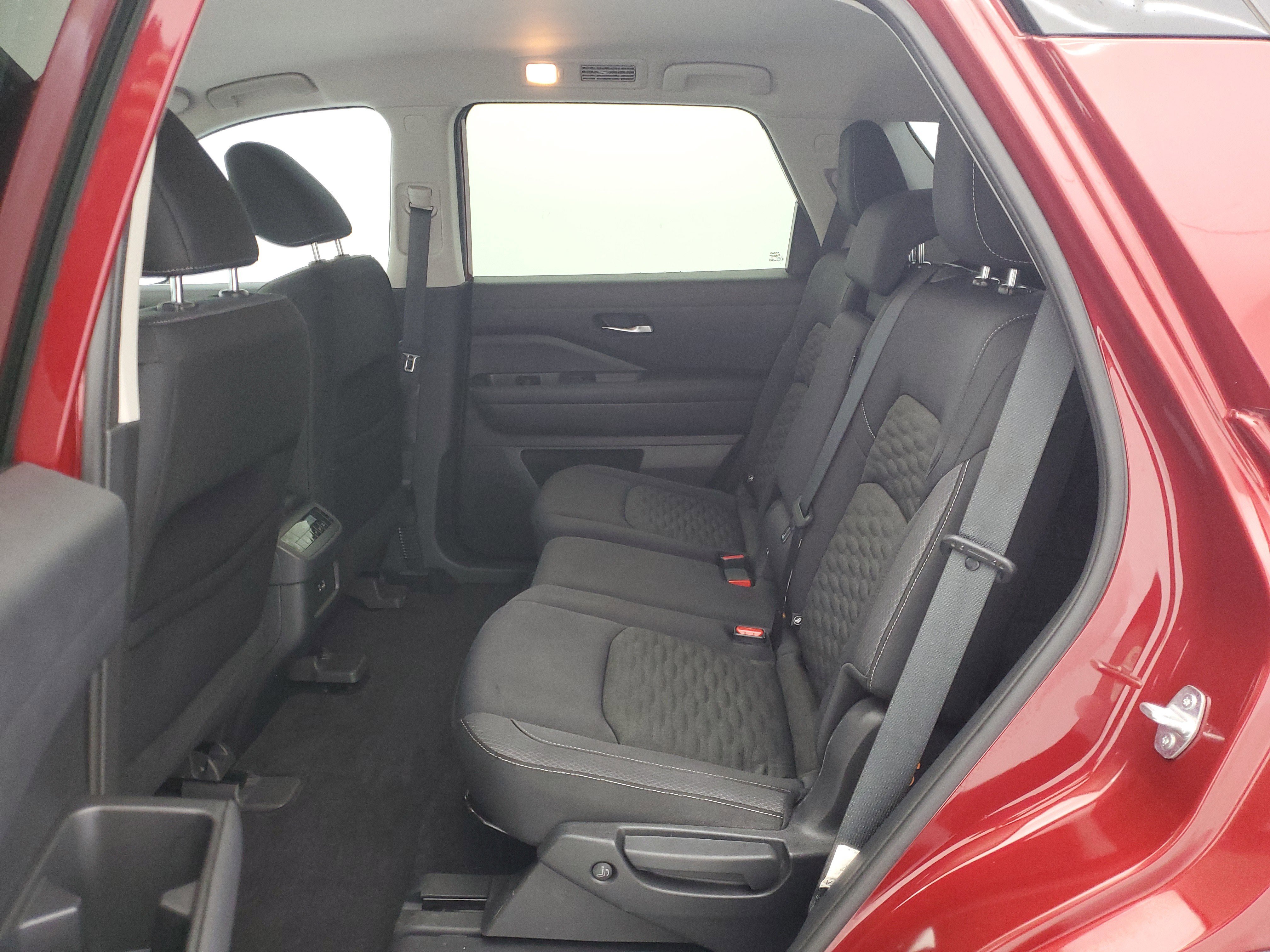 Used 2022 Scarlet Ember Tintcoat Nissan SV image 12