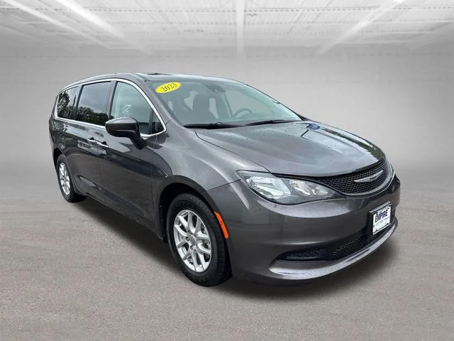 Used 2023 Gray Chrysler LX image 9
