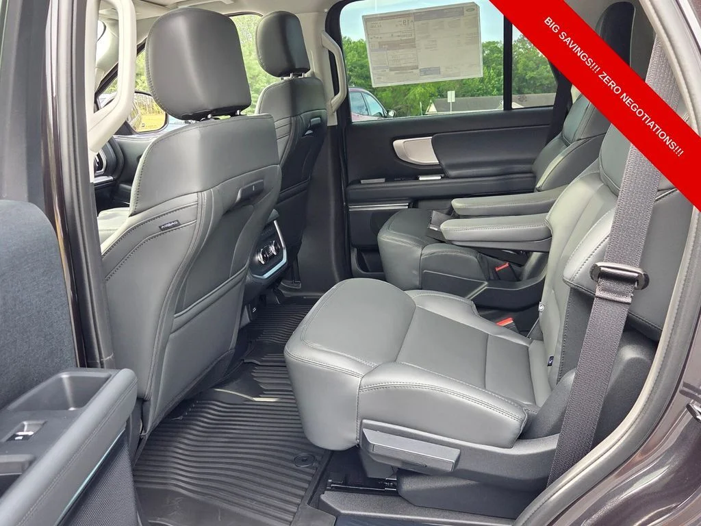 New 2026 Dark Matter Gray Metallic Ford Active image 6