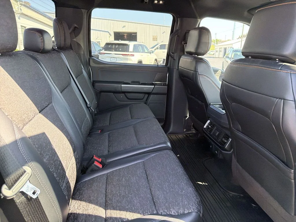Used 2022 Silver Ford Tremor image 14