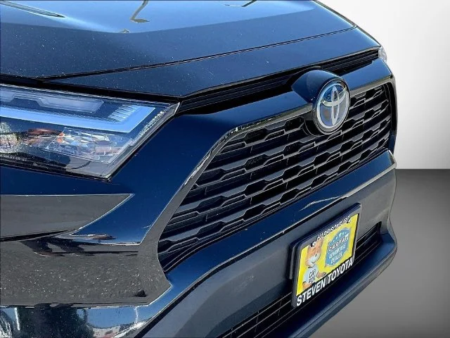 Used 2024 Black Toyota XLE image 38