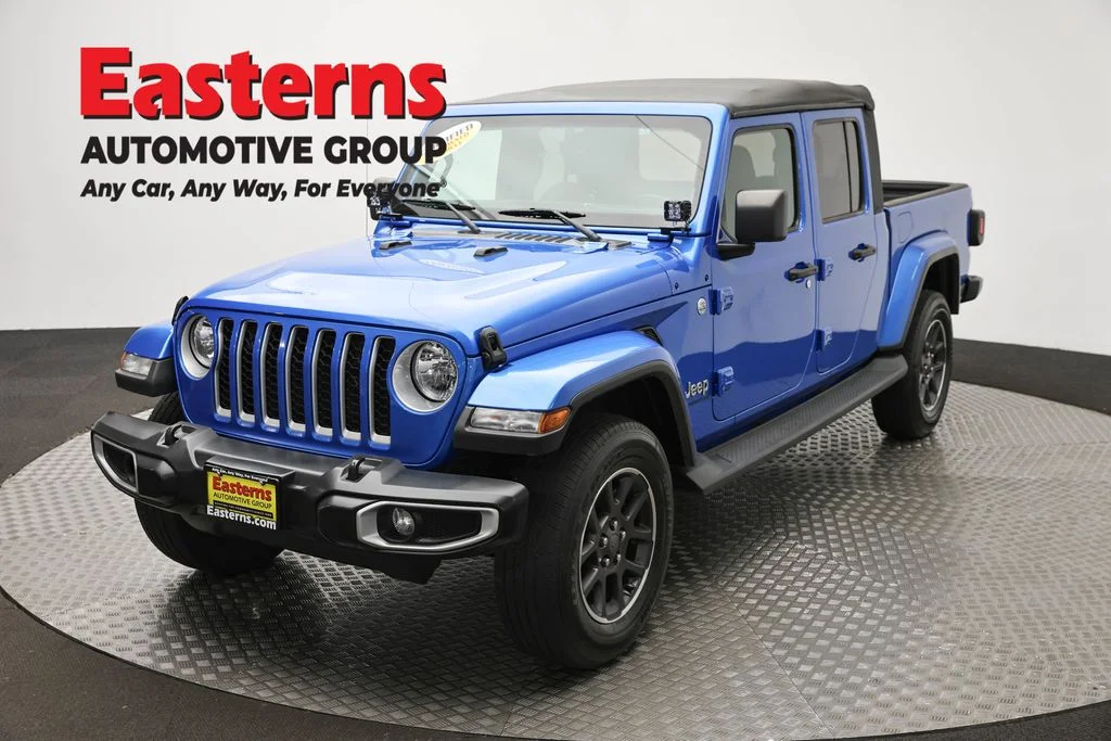 Used 2021 Blue Jeep Overland image 1