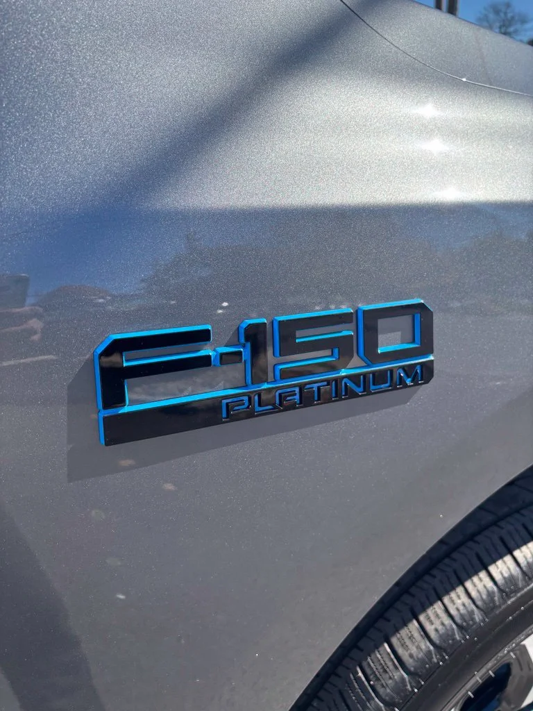 Used 2024 Gray Ford Platinum image 9