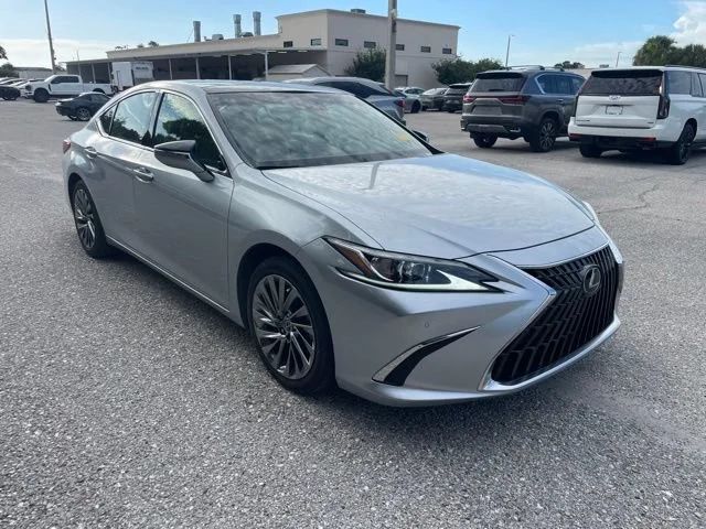 2024 Lexus ES