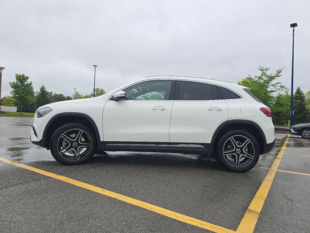 New 2026 Polar White Mercedes-Benz GLA 250 image 13