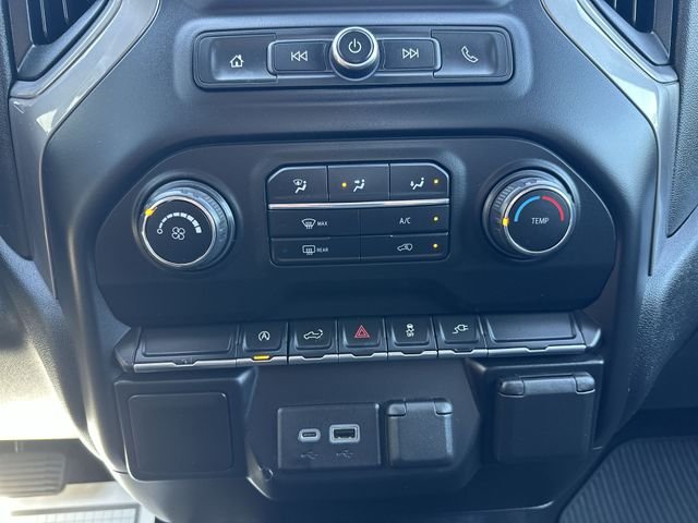 Used 2021 Silver Chevrolet Custom image 17
