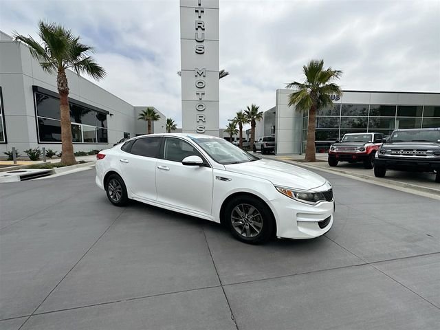 2016 Kia Optima LX AT Turbo's photo