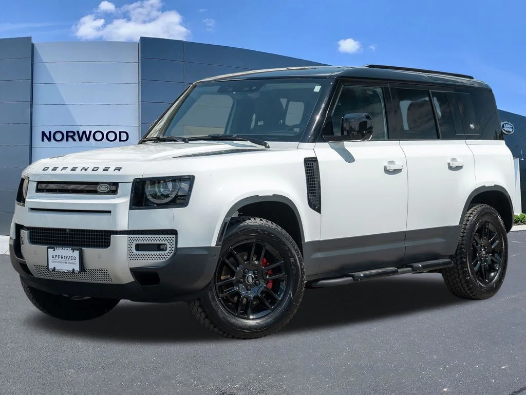 2024 Land Rover Defender 110 S P300's photo