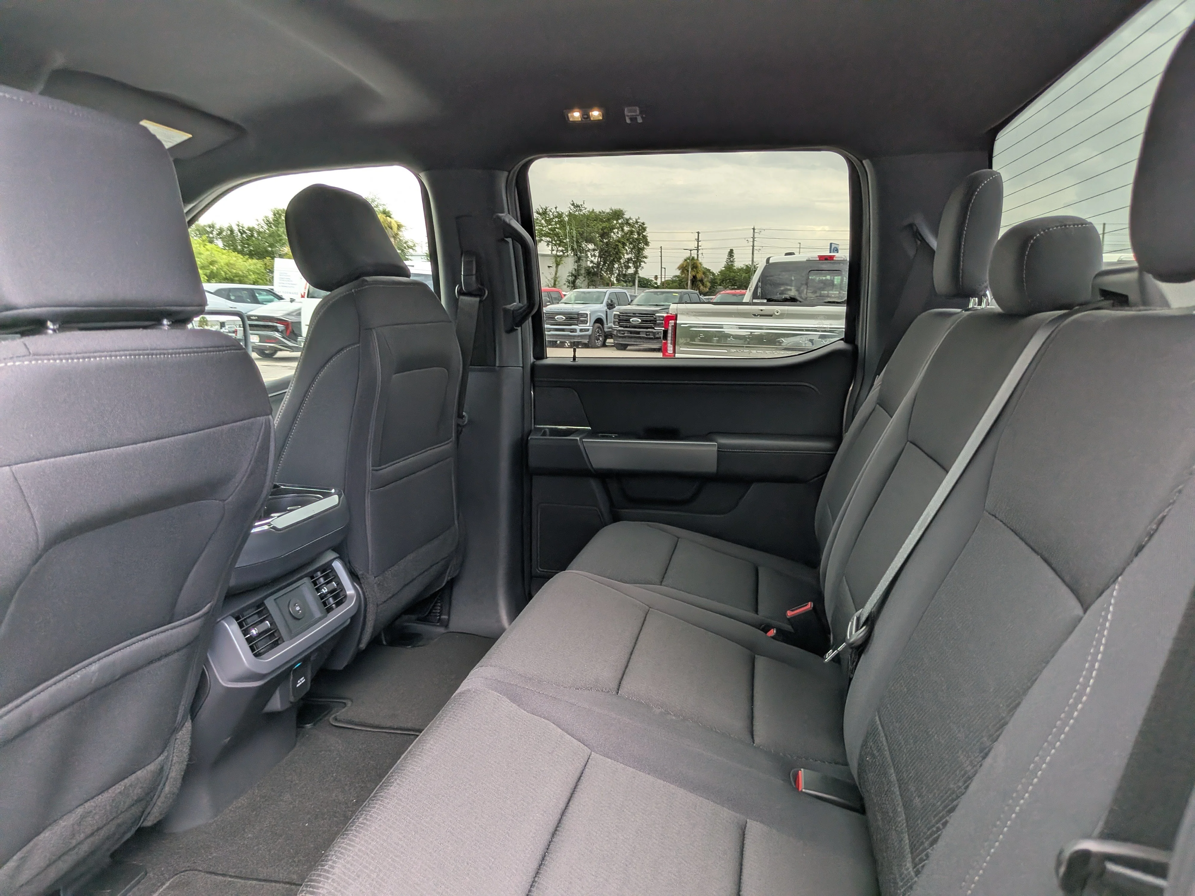 New 2026 Iconic Silver Metallic Ford XLT image 16