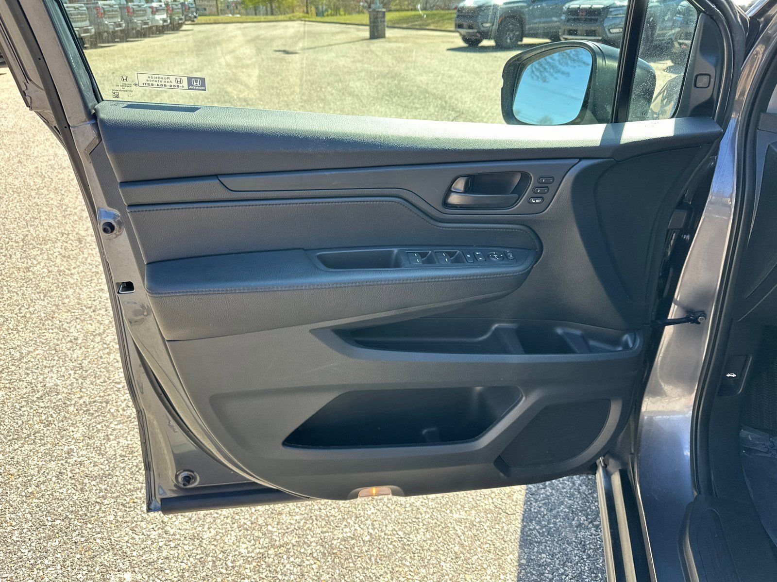 Used 2023 Gray Honda EX-L image 8