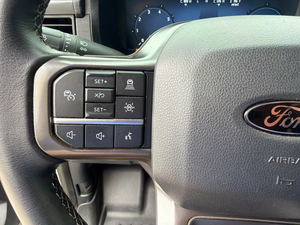 Certified Used 2024 Avalanche Ford XLT image 19