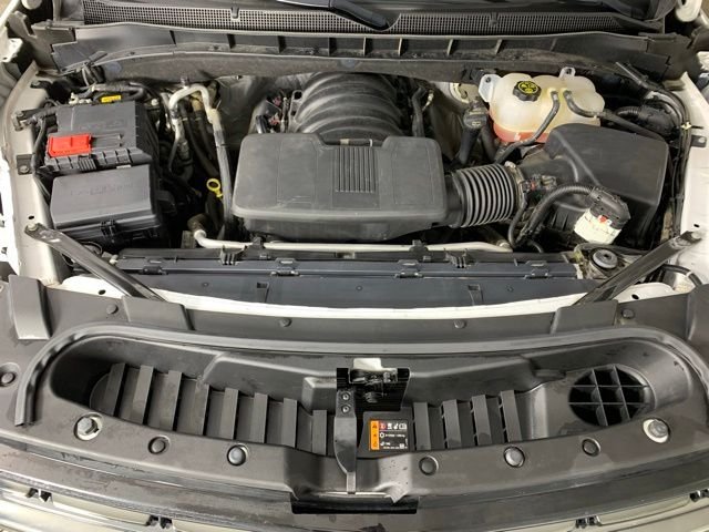 Used 2022 White Chevrolet RST image 32