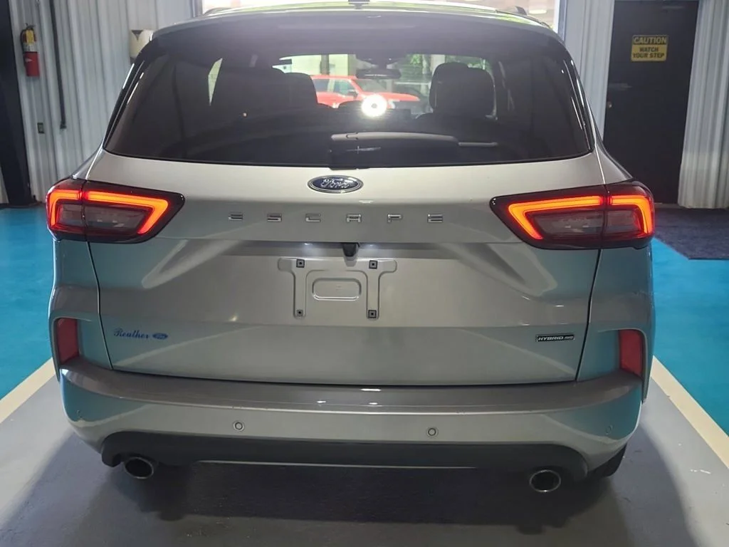 Used 2023 Silver Ford ST-Line Select image 8