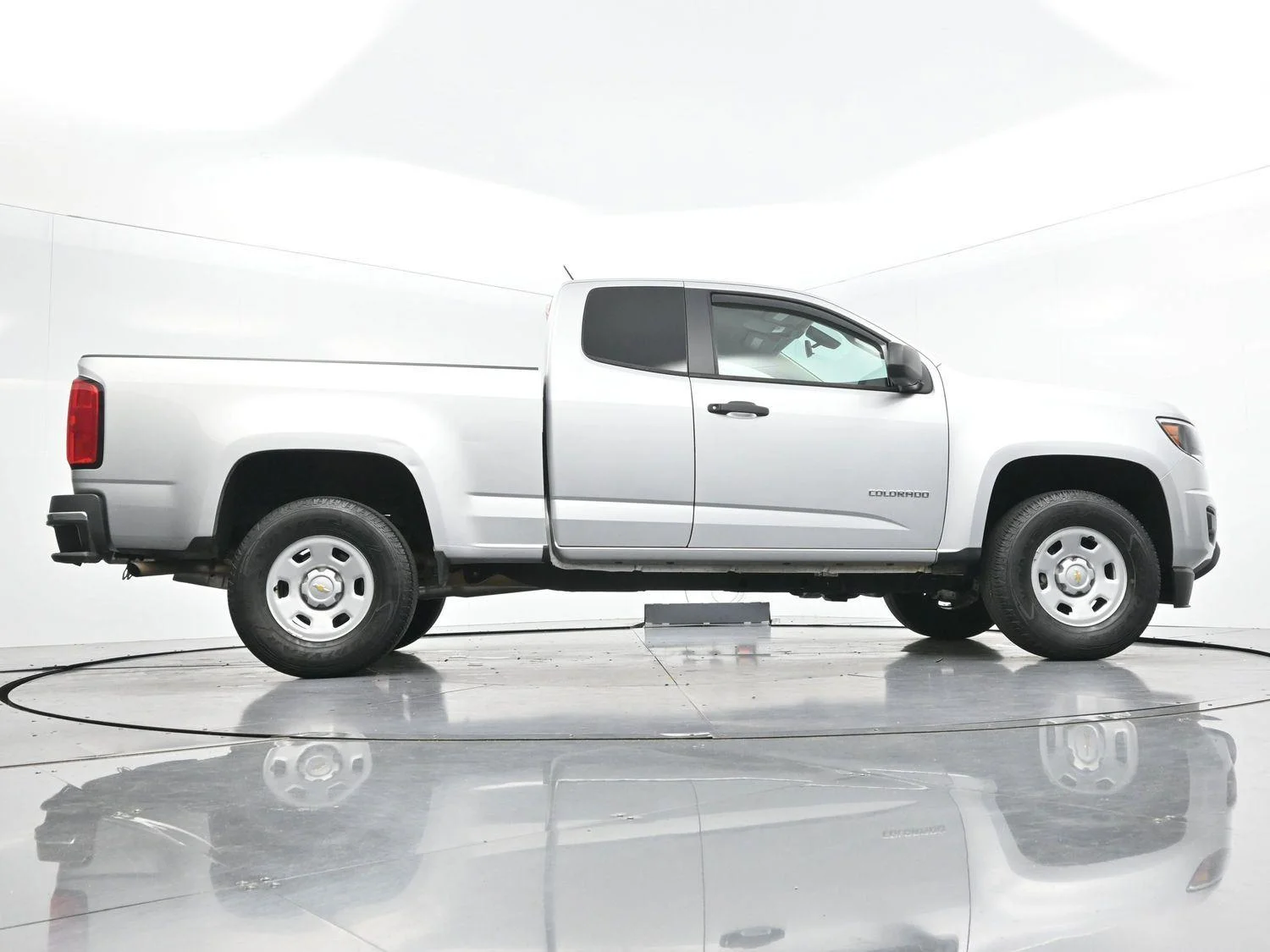 Used 2019 SILVER ICE METALLIC Chevrolet 2WD Work Truck image 45