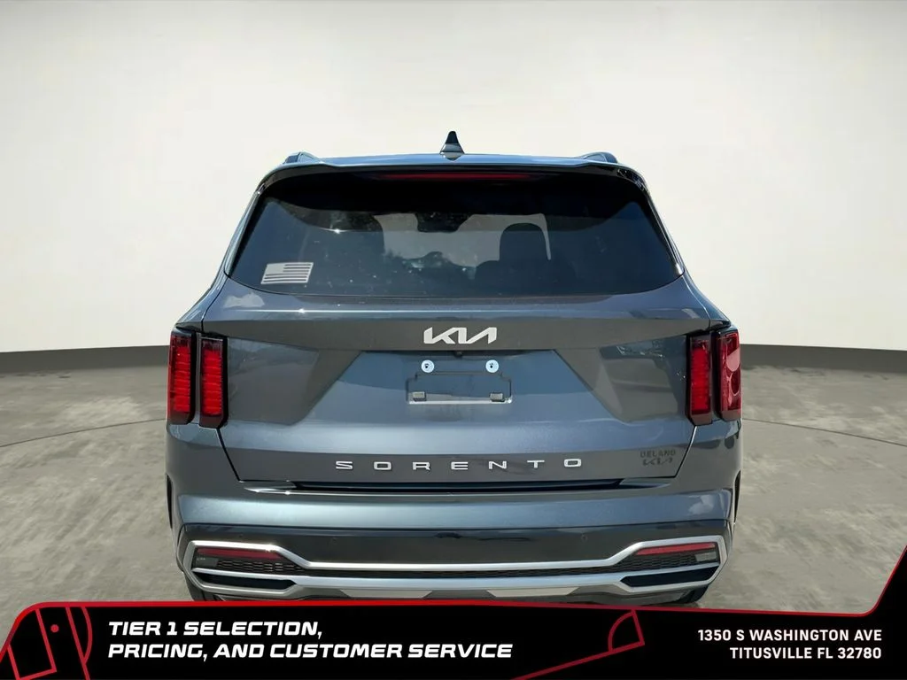 Used 2022 Gray Kia EX image 6