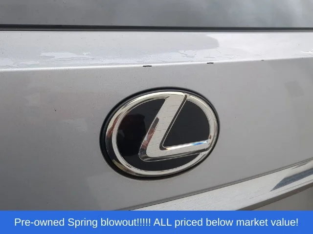 Used 2016 Silver Lexus 350 image 9
