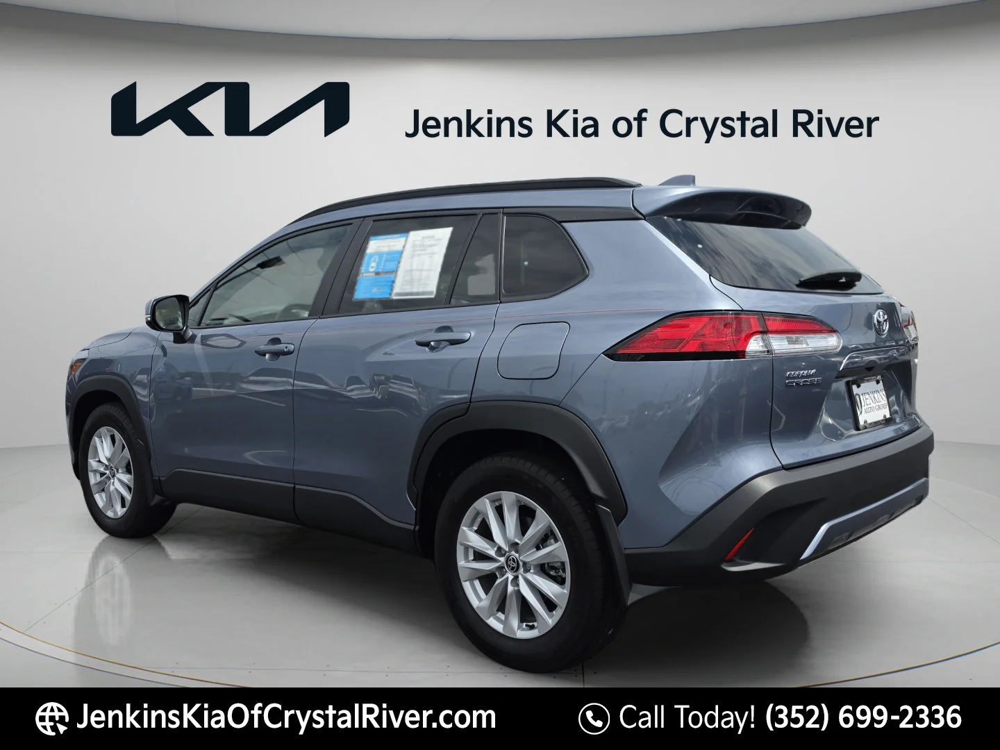 Used 2023 Celestite Toyota LE image 7