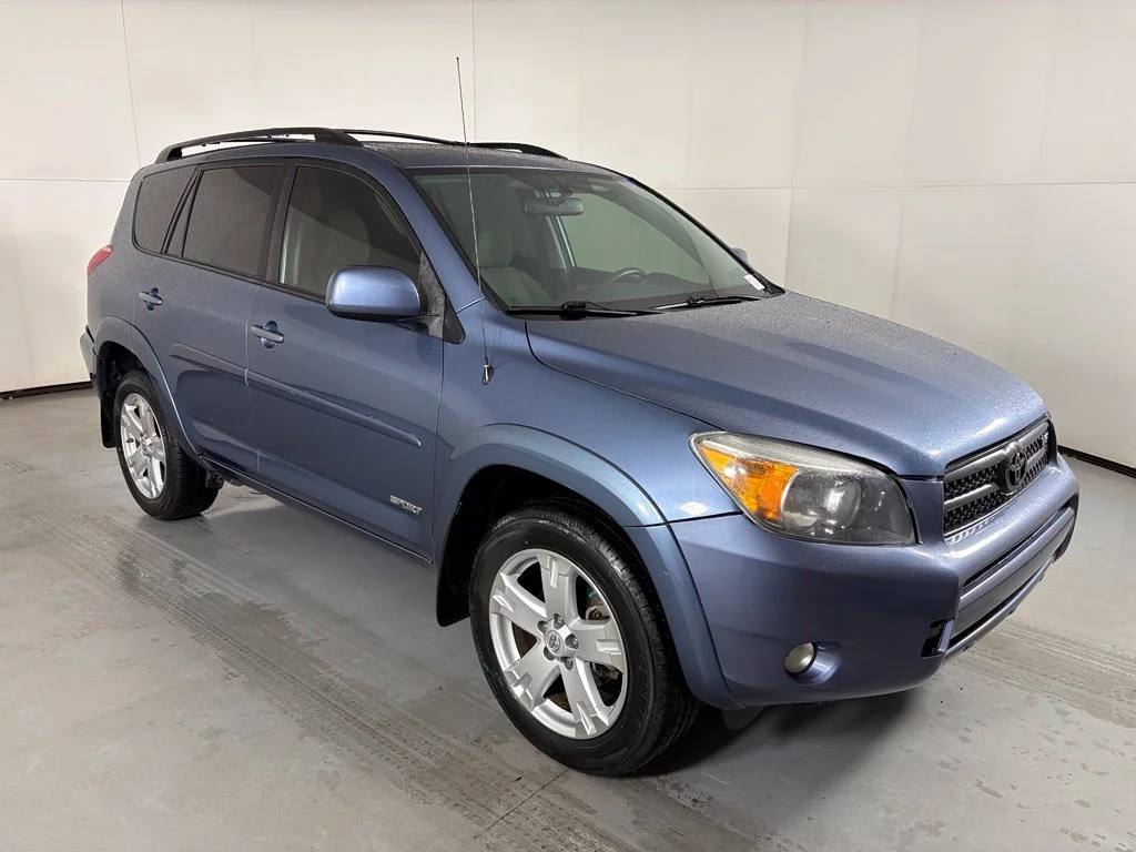 Used 2007 Blue Toyota Sport image 2