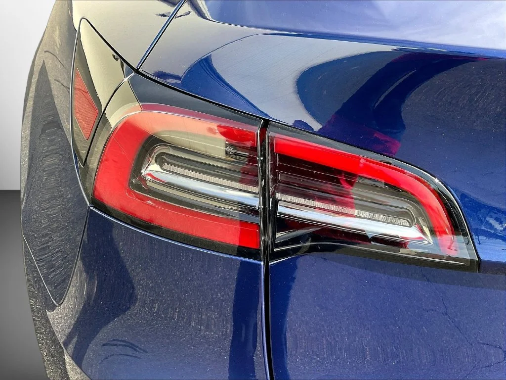 Used 2024 Deep Blue Metallic Tesla Long Range image 23
