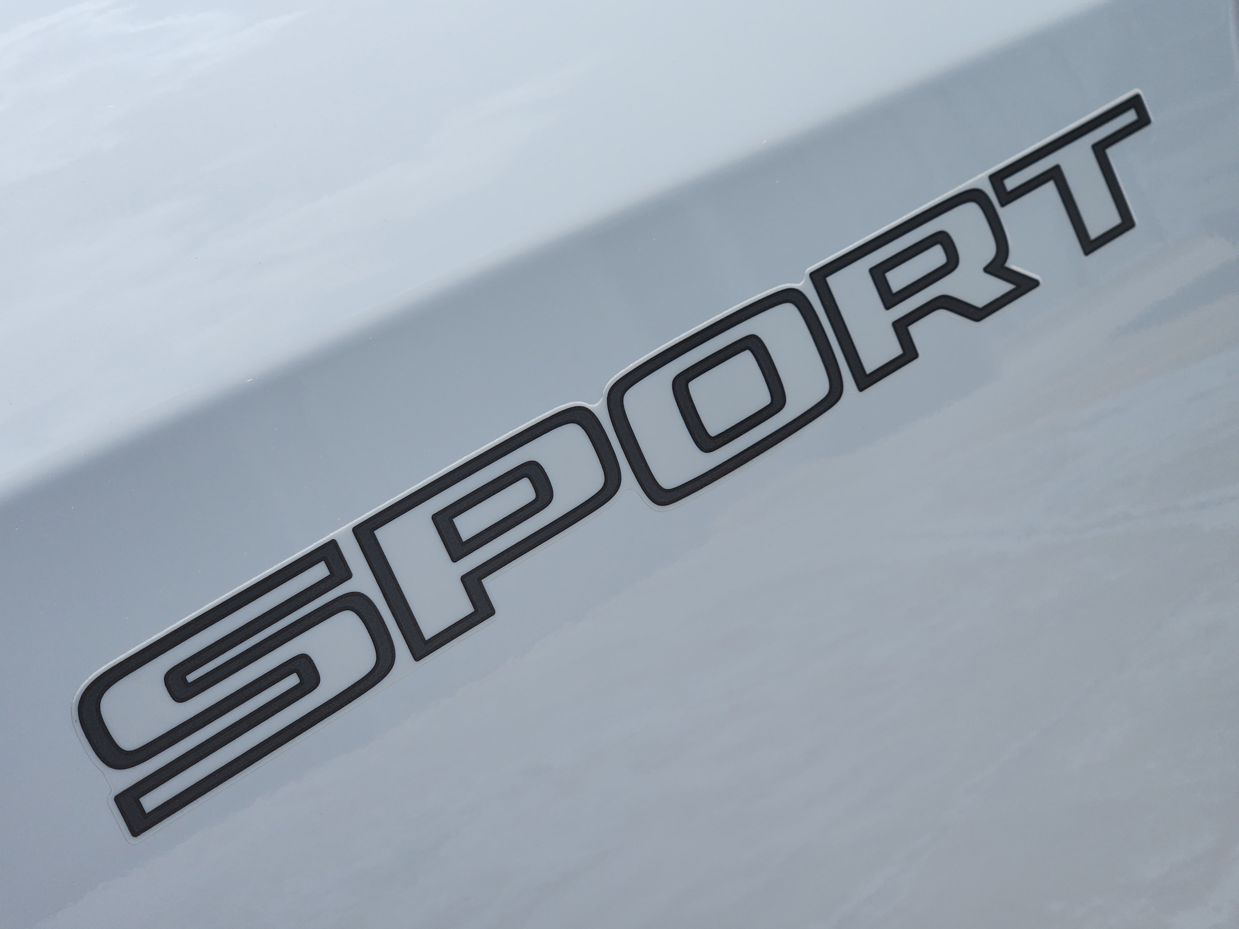 New 2026 Bright White Clear-Coat Exterior Paint RAM Laramie image 8