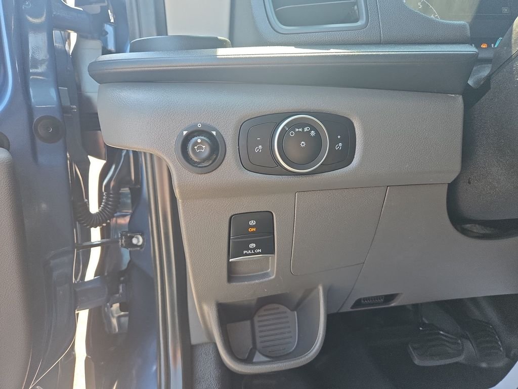 Used 2024 Blue Metallic Ford Base image 30