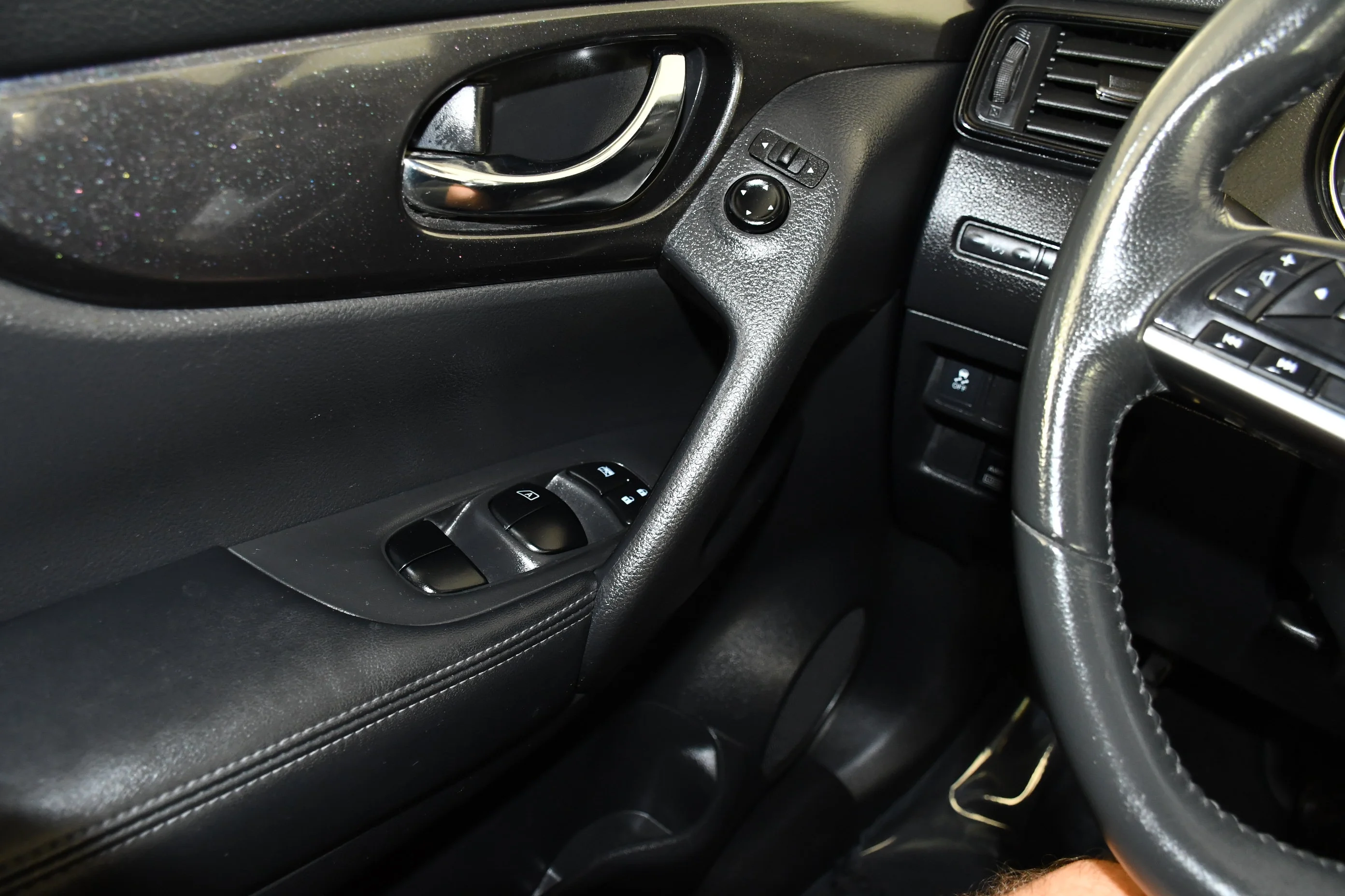 Used 2018 Gun Metallic Nissan SV image 31