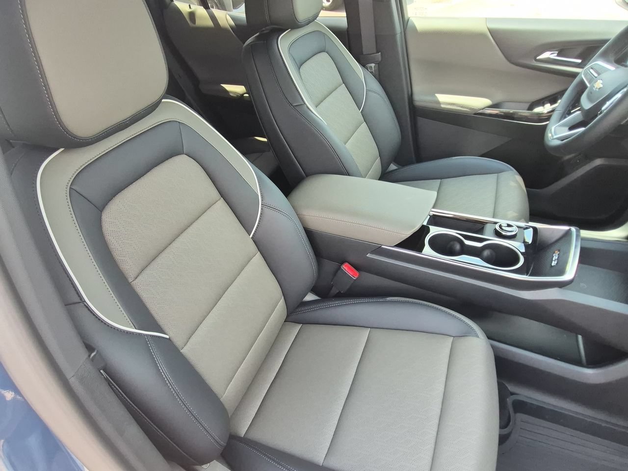 2027 Chevrolet Equinox LT - Photo 28