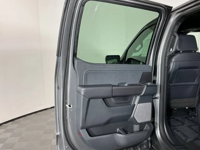 New 2026 Carbonized Gray Metallic Ford Lariat image 27