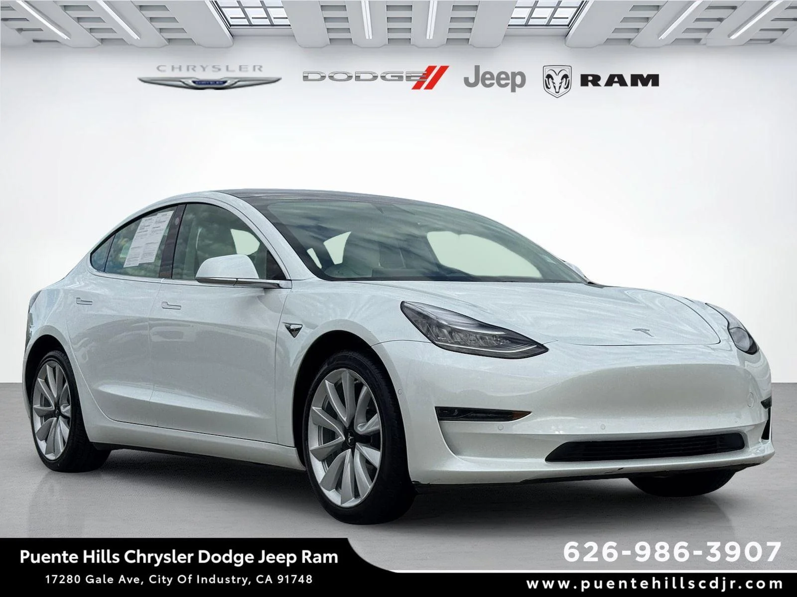 2020 Tesla Model 3 Standard Range Plus's photo