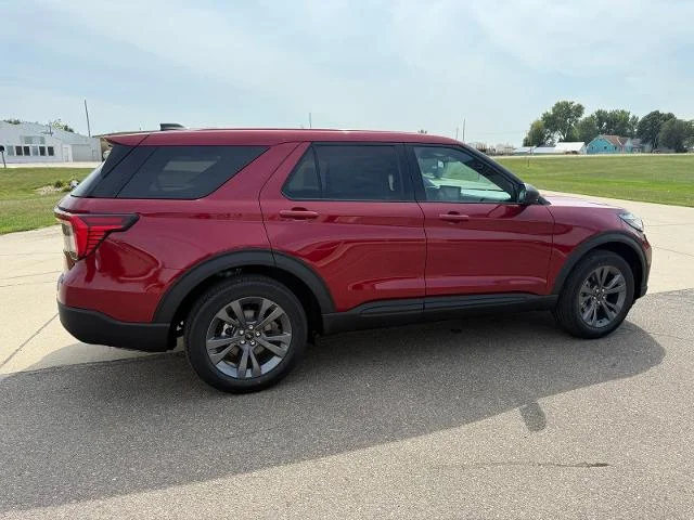 New 2027 Ruby Red Metallic Tinted Clearcoat Ford Active image 41