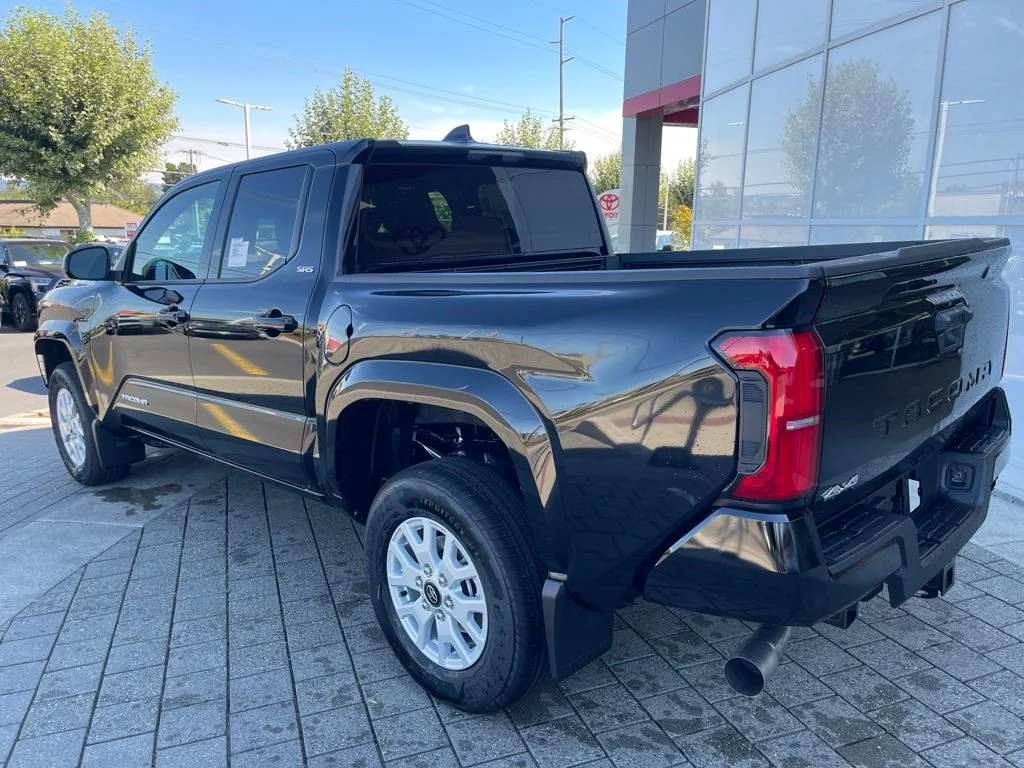 New 2026 Black Toyota SR5 image 3