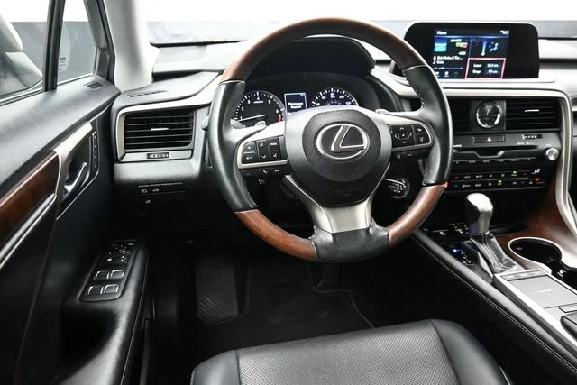 Used 2021 White Lexus 350 image 13