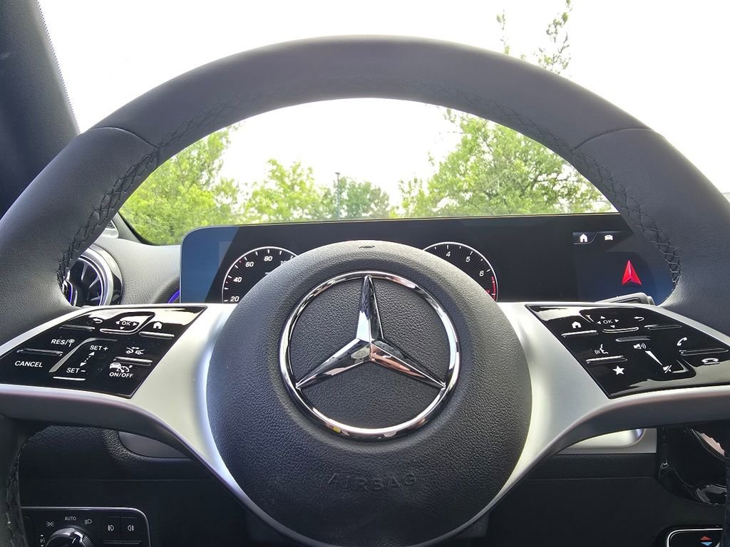 New 2026 Cosmos Black Metallic Mercedes-Benz GLB 250 image 66