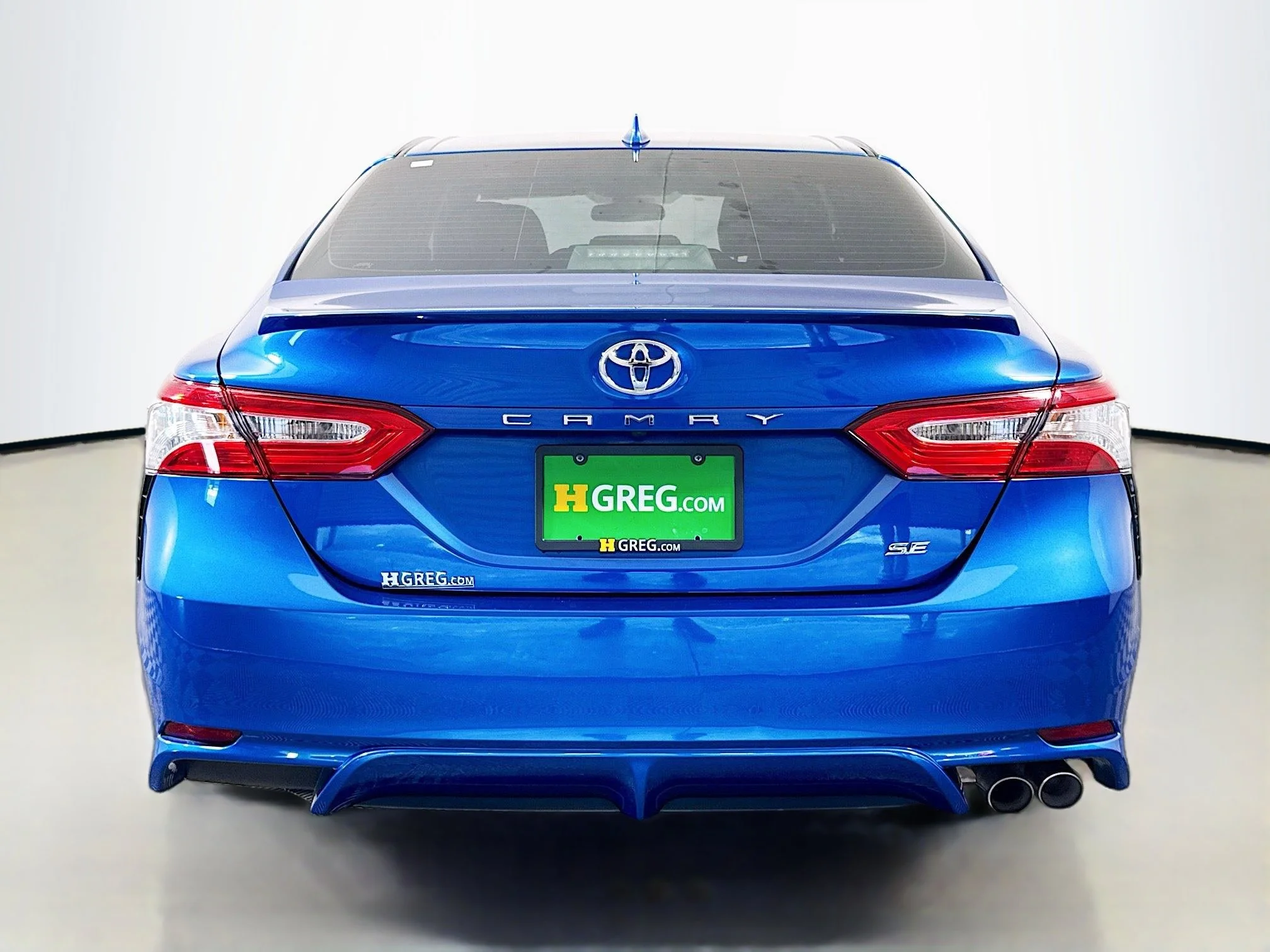 Used 2020 Blue Streak Metallic Toyota SE image 6