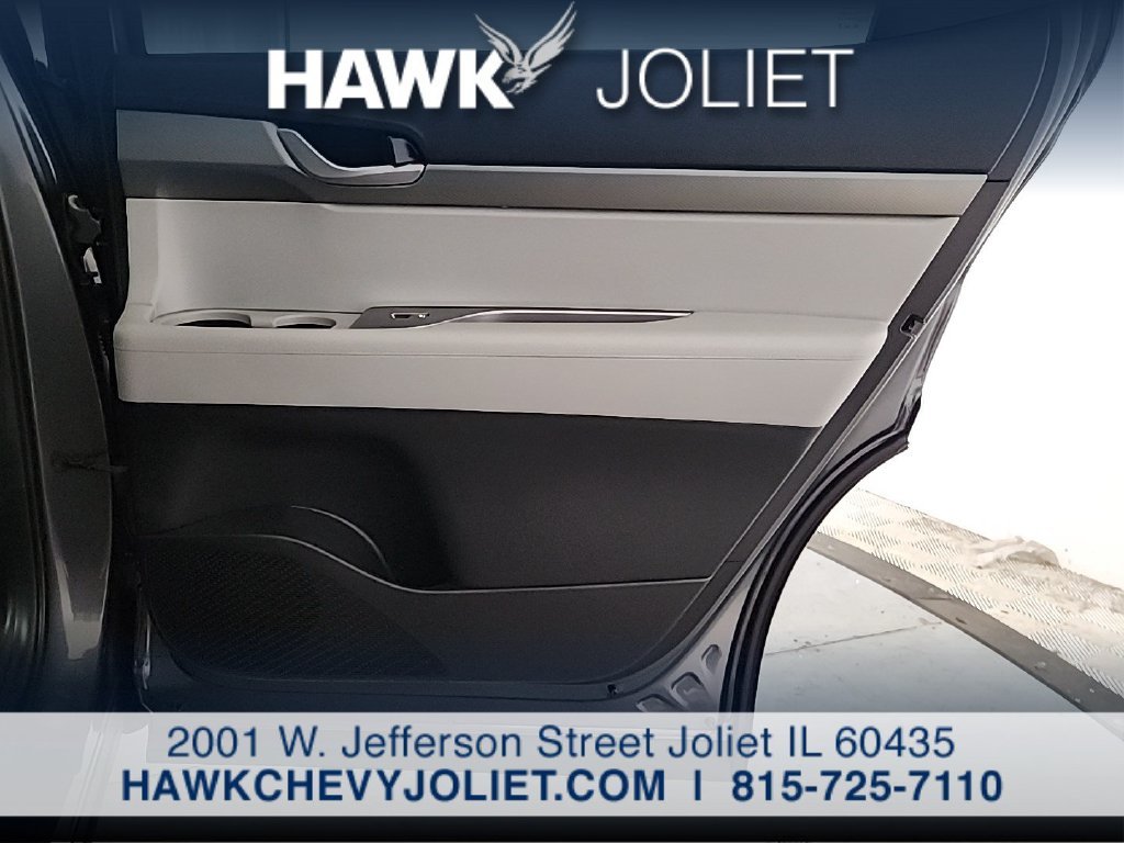 Used 2025 Gray Hyundai SEL image 22