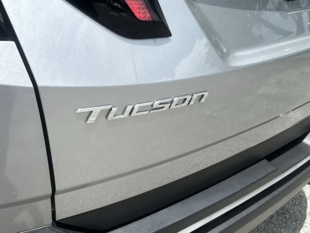 Used 2023 Shimmering Silver Hyundai SEL image 11
