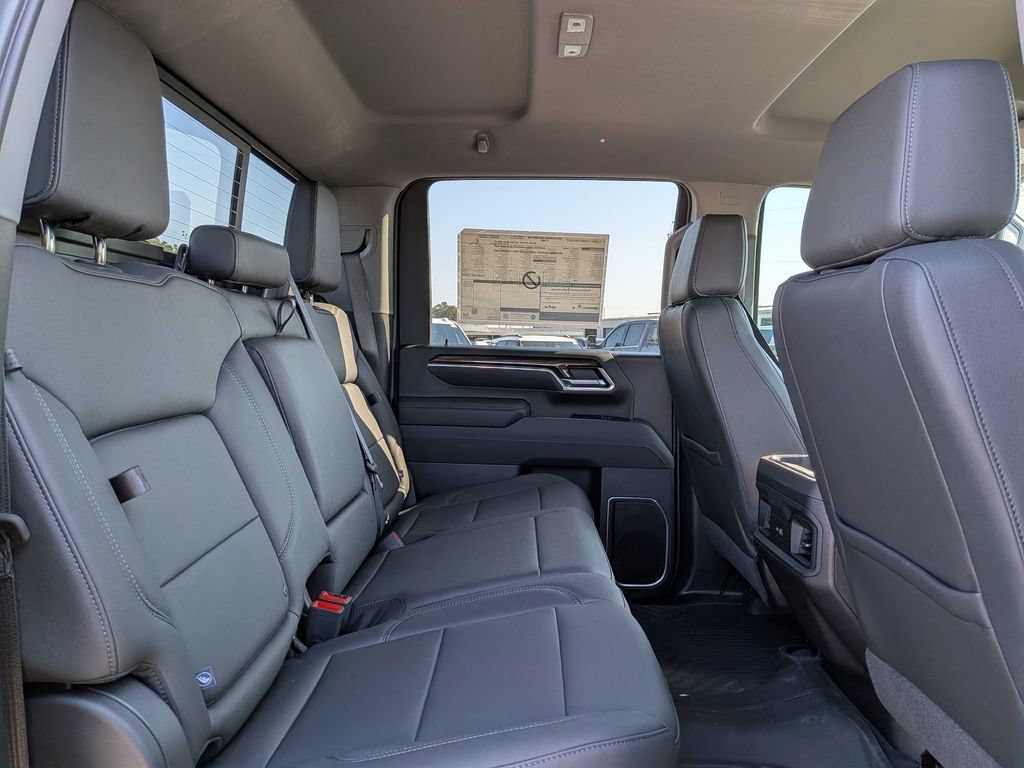 New 2026 Black Chevrolet LT image 27