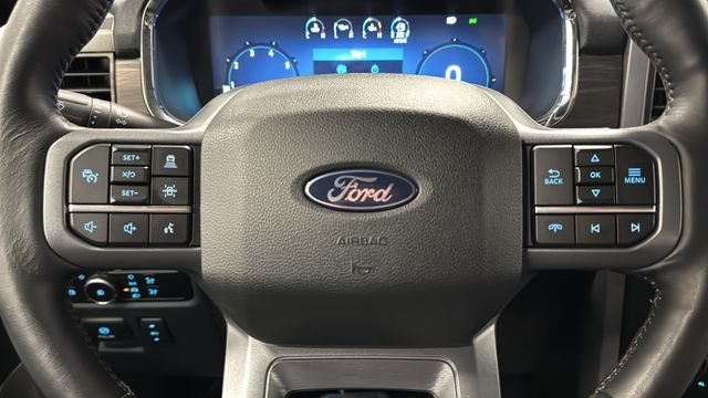 Used 2024 Darkened Bronze Metallic Ford Lariat image 17
