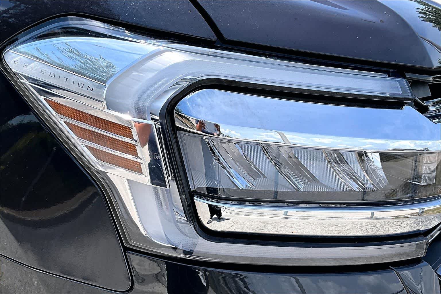 Used 2024 Dark Matter Gray Metallic Ford Limited image 42