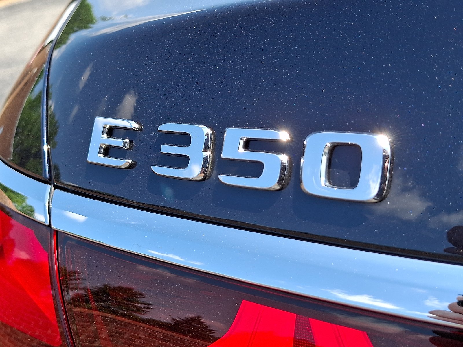 Certified Used 2024 Nautical Blue Metallic - 595 Mercedes-Benz  image 32