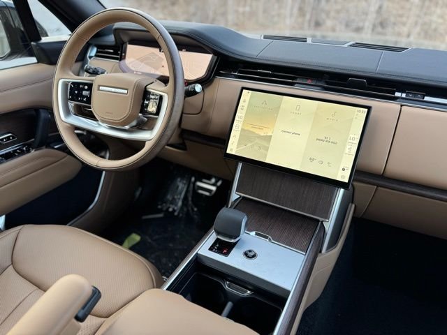 New 2026 Belgravia Green LAND ROVER SE image 30